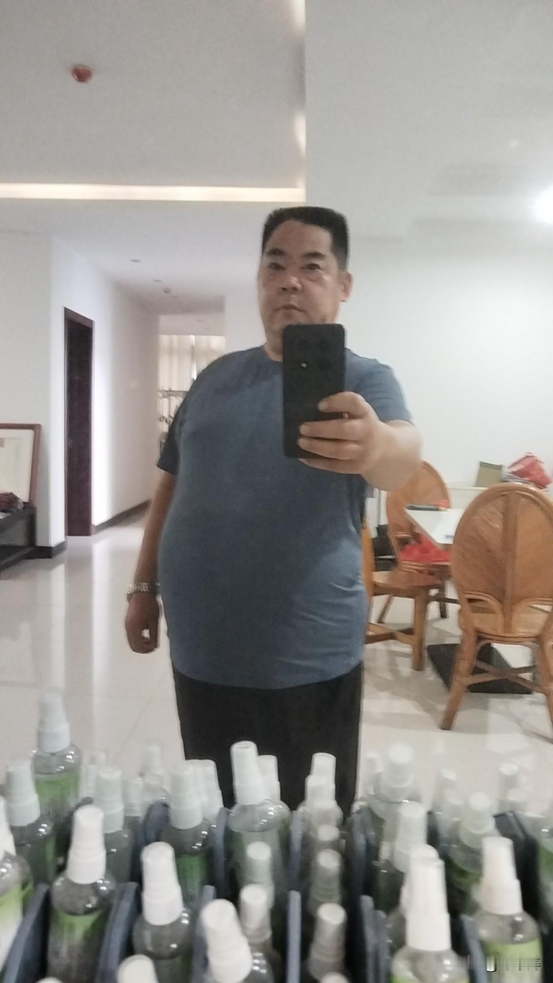 在人际交往里，很多人觉得包容能解决矛盾，我却觉得“翻脸”才是王道。
太多人习惯忍