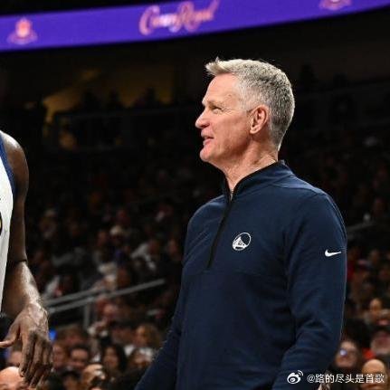《勇士12战10负大滑坡！科尔指望库里月底回归救火》勇士主帅科尔现在希望库里能在