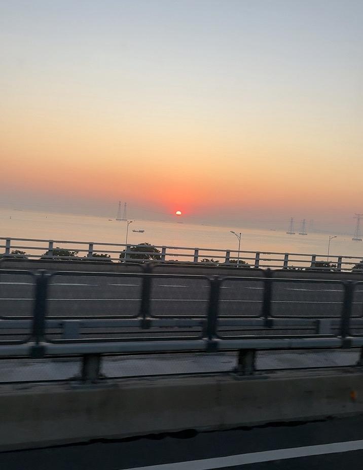 不支持，不反对。
让人有多元化的选择，也蛮好。