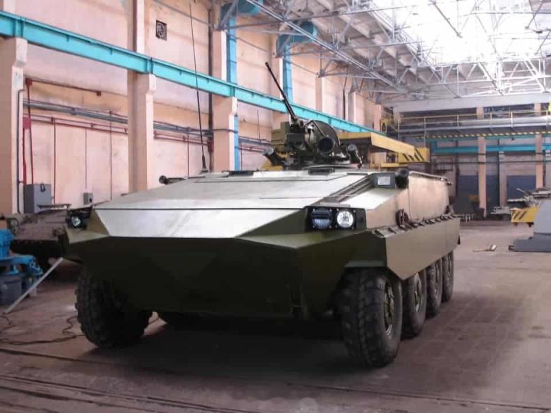 乌克兰BMP-K-64 是一种基于 T-64 的重型装甲运兵车，只不过这次它装上