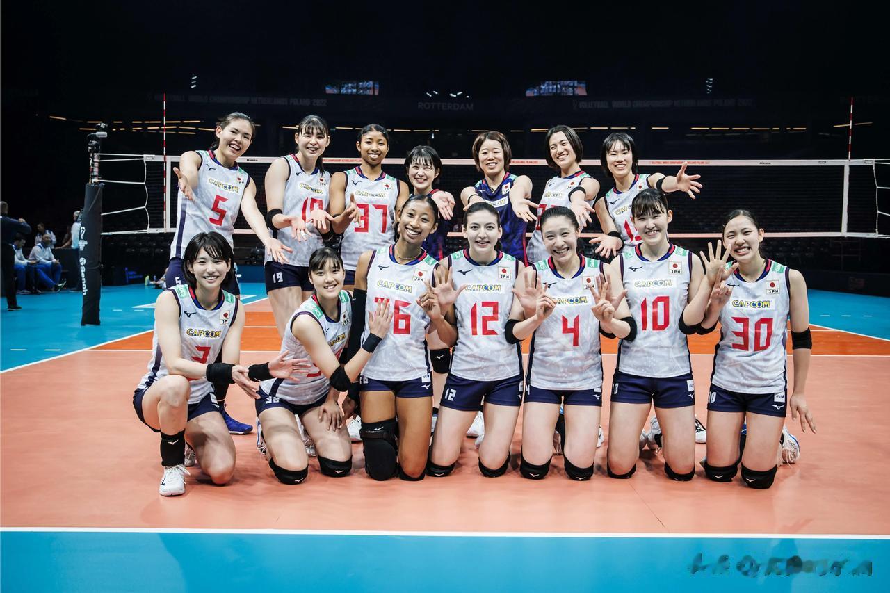  铜牌战：日本女排3-2战胜越南女排（21-25 25-14 25-22 20-