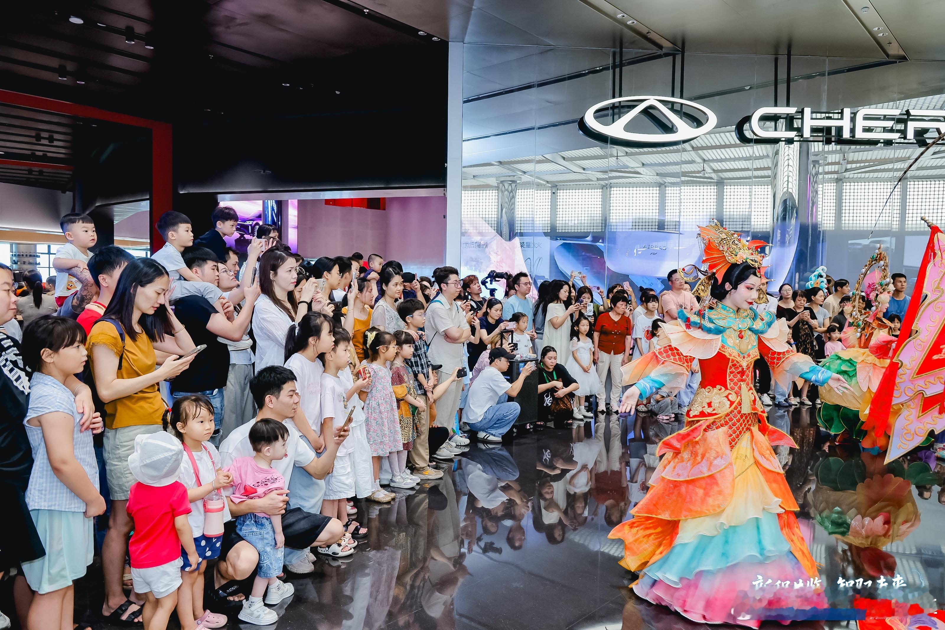 奇瑞又搞大动作，全国一线城市12座号称超级4S店的生活馆正式开启建设。全国首店，