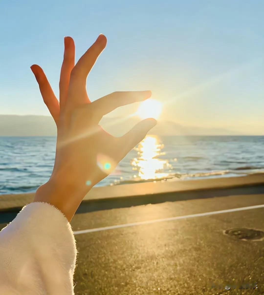 2025.12.11
周四，好运，快乐