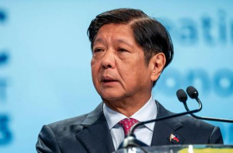 马科斯的请求，中美全都已读不回，他转头对中国喊出一句话。据菲律宾世界日报消息，菲