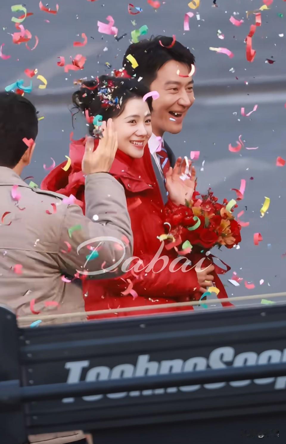 神奇。黄轩老师搭过那么多美女，居然是和存子让我感受最舒适。存子也搭了不少小生，居