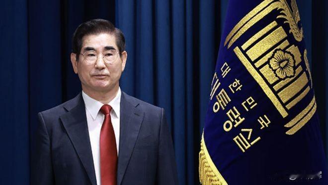 韩前防长金龙显企图在狱中自杀善待生命！希望韩国政坛以和为贵，相逢一笑泯恩仇。宋清