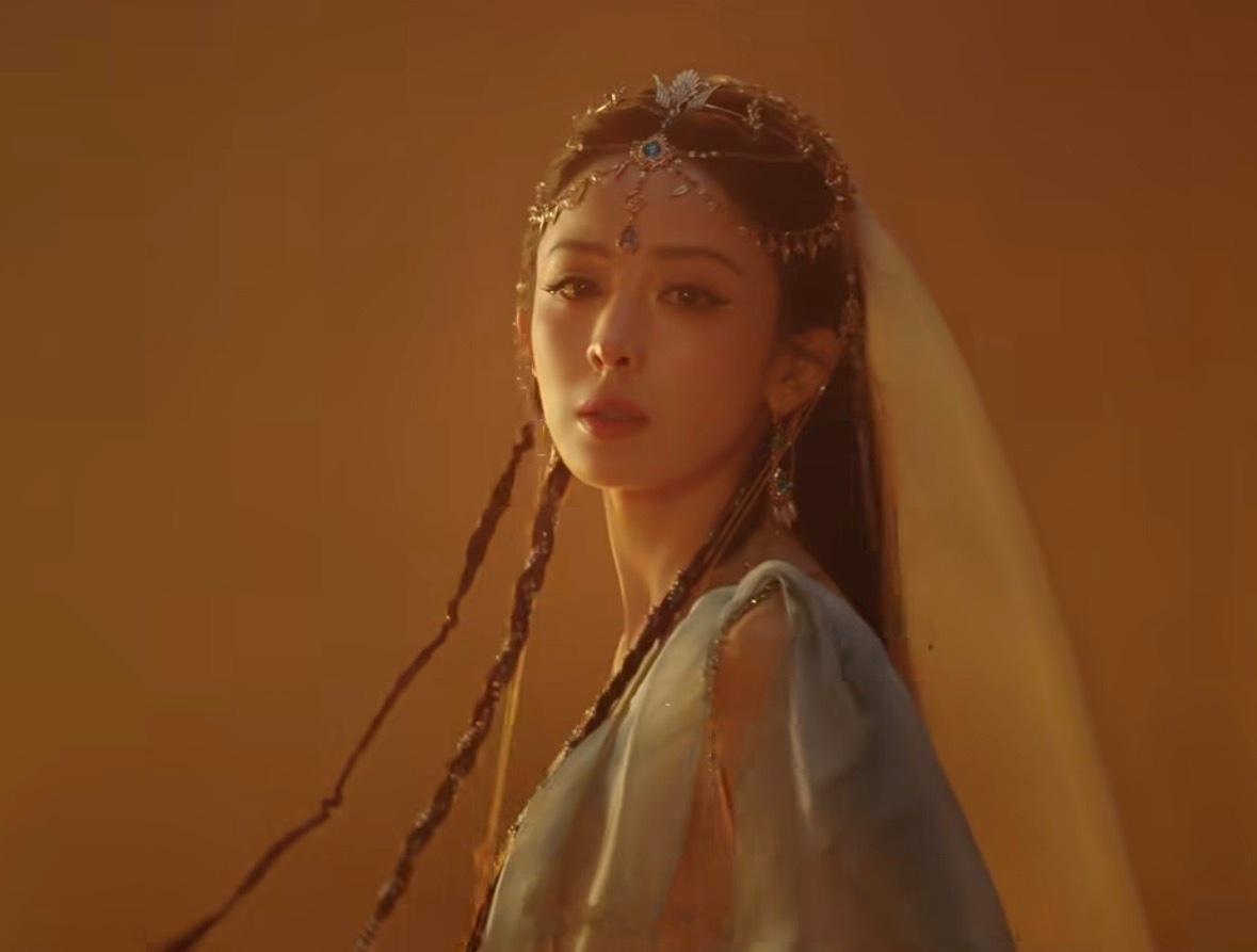 这城有良田的代言人娜扎古装扮相太美了！一镜到底的异域公主，接无缝进组，内娱古偶没
