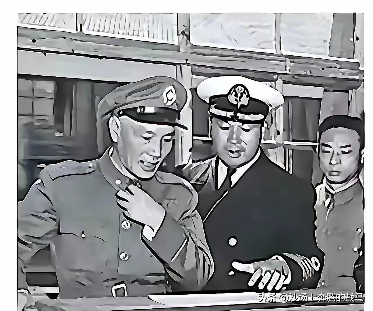 1938年，薛岳怒吼要枪毙桂永清，蒋介石冷冷问了一句：你知道他岳父是谁吗？娘希匹