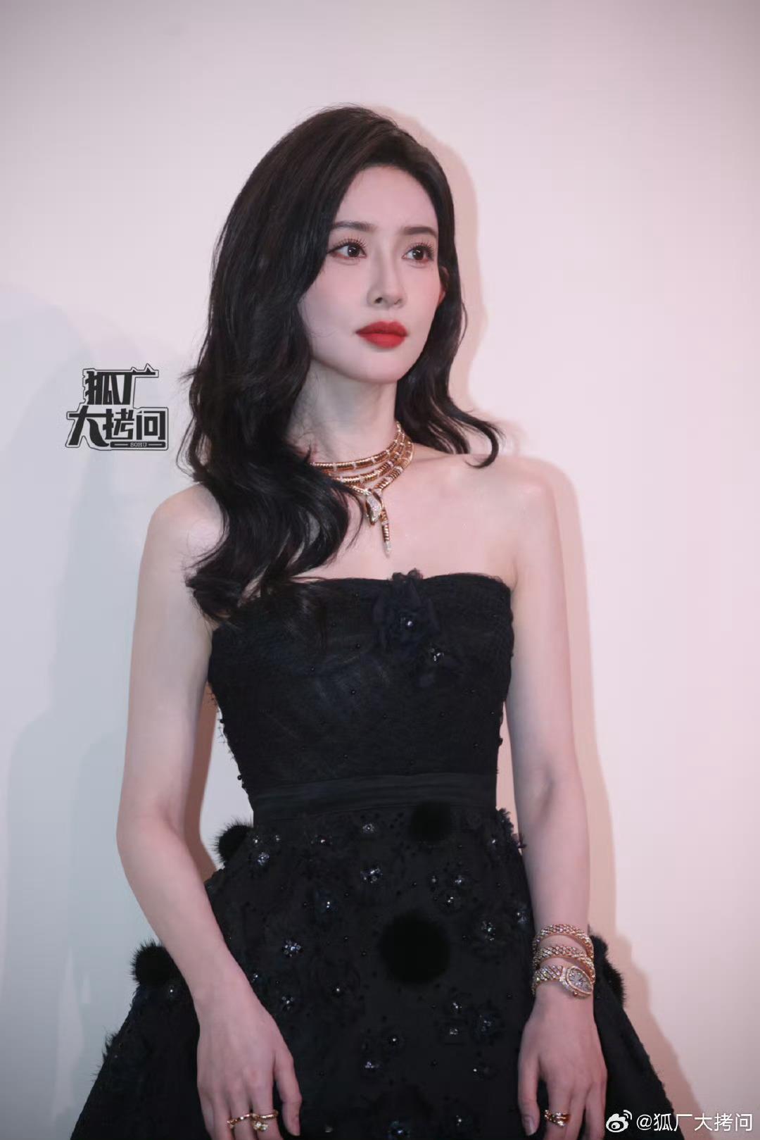 宝格丽晚宴 我那有钱有颜的小姨 