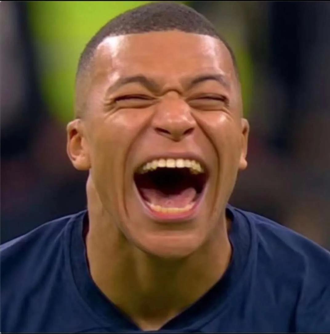 巴黎圣日耳曼最新球员身价前十名：
1.姆巴佩 1.8亿欧元
2.穆阿尼 7000