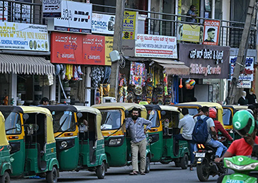 【#印度公开承认购买伊朗石油#，并否认支付障碍】4月4日，印度石油和天然气部在一