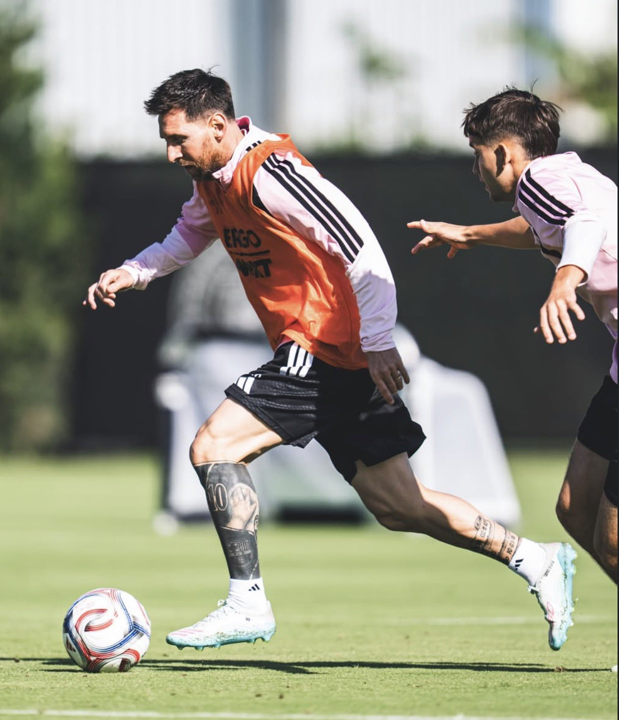 【今日安排】🔥训练备战美职联第五轮纽约城vs迈阿密国际 🛫前往纽约城梅西迈阿