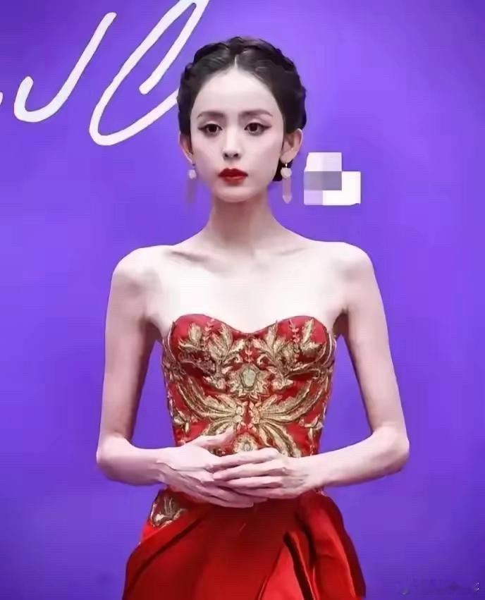 娜扎和刘亦菲二选一，给你选一个做老婆，你选谁？我先来  我选刘亦菲 