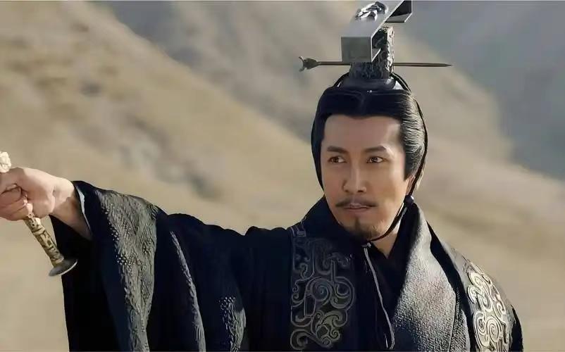 战国时的秦国几乎没出过一个昏君，为什么还要经过163年6世才完成统一？答案很简单