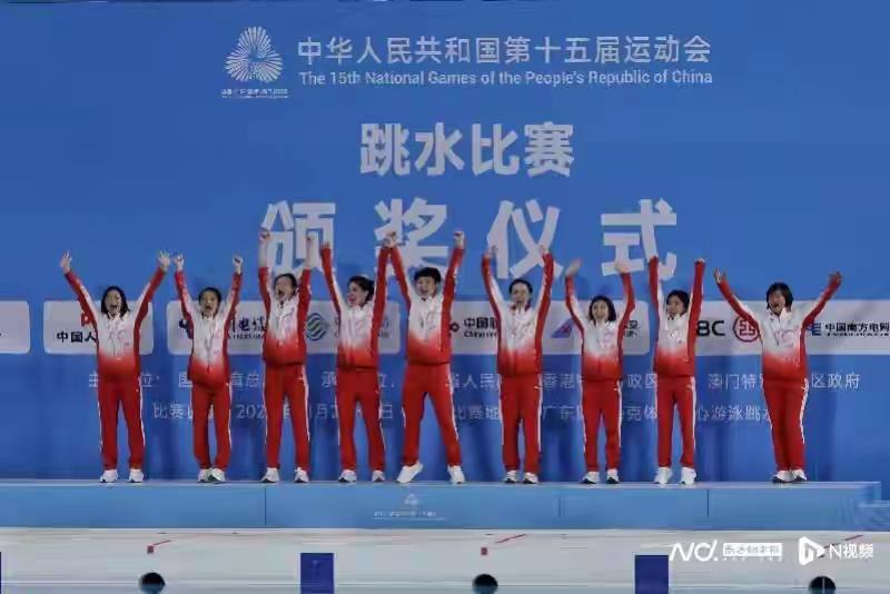 全运会跳水比赛收官，广东队太牛啦，以6金1银2铜成金牌收获最多的队伍。
这战绩超