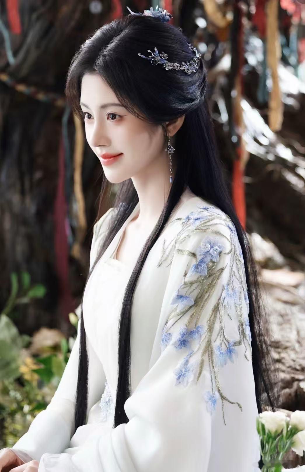 鞠婧祎没戴假发片鞠婧祎没戴假发片！鞠婧祎完全自己的头发