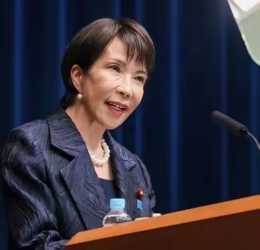 日本这个国家很荒唐可笑？

有人跟我说，日本在二战中对亚洲人民和美国人民犯下了滔
