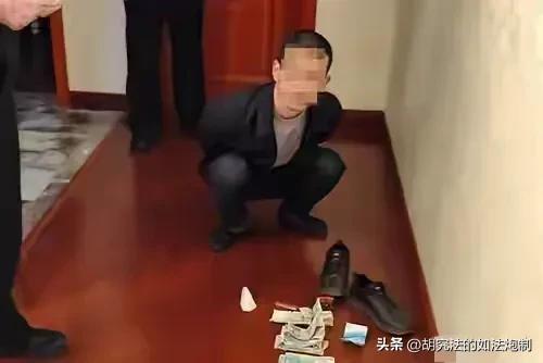 这就是贪得无厌的结果！浙江绍兴，一男子酒瘾犯了，可他兜里分币没有，于是去了超市，