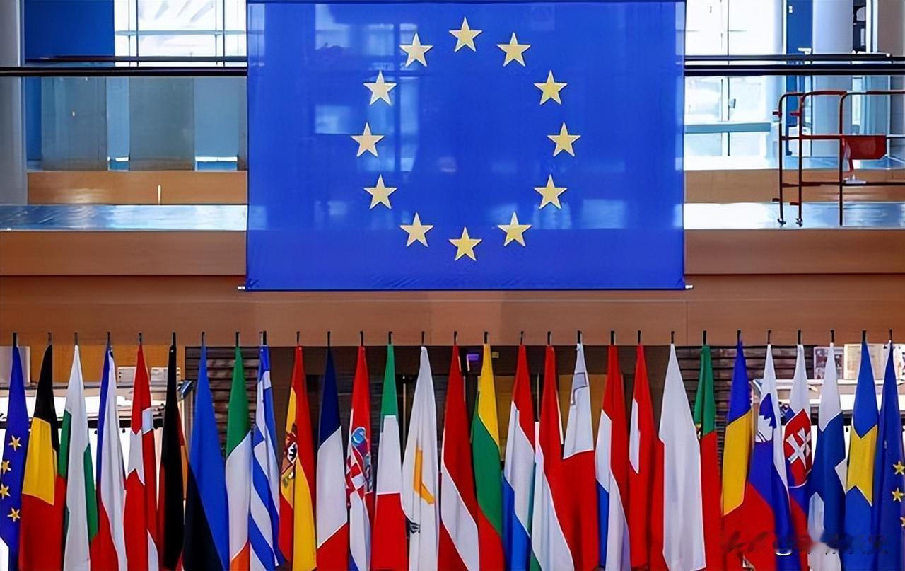 欧洲终于醒了！比利时首相直言：欧盟该放低姿态，和俄罗斯做交易
俄乌冲突打了这么久