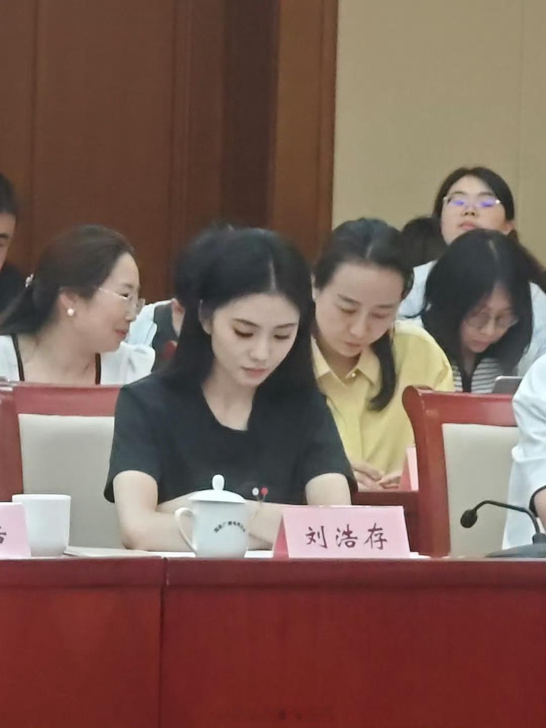 主角爆尾效应呜呜呜刘浩存你真的值得！凭自己的演技打动了每一个观众 没有人能不爱上