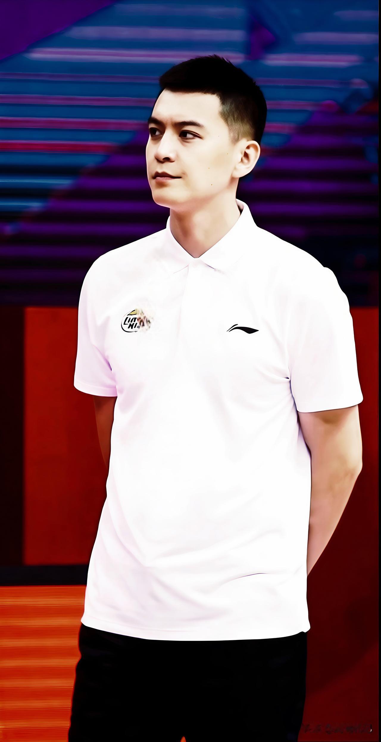 今晚：19:35，杨鸣、快手解说，辽宁 vs 山东

篮球，是时光的邮差，杨鸣的