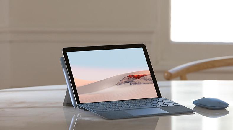 近日，据报道，微软已正式停产Surface Go二合一平板与Surface La