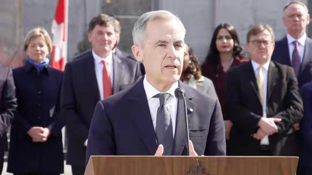 特朗普威胁加税，欧洲2国卖队友，访华后的卡尼，公开与美唱反调