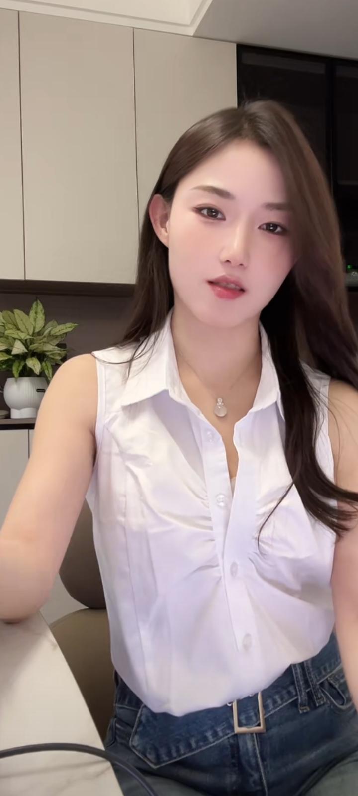 温柔藏在烟火里，浪漫藏在日常里。普通的日子，因为热爱变得温柔，平凡的生活，因为温