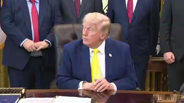 尼克斯赢球后特朗普做出重要决定！评价文班是一名出色的运动员2026年NBA总决赛