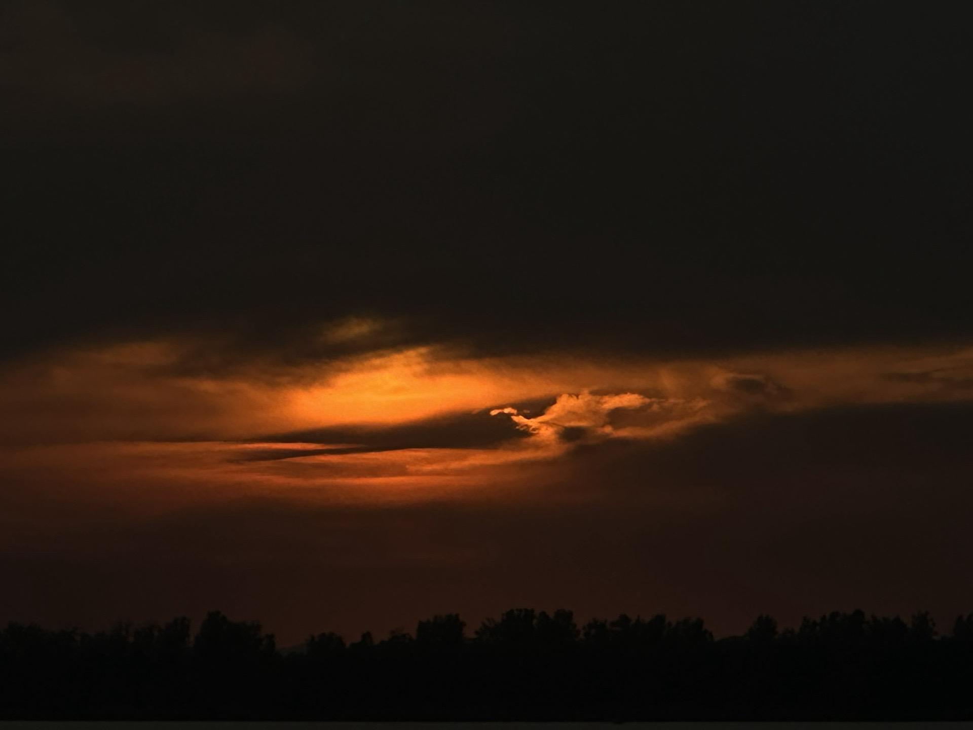 南京鱼嘴湿地公园：史诗级落日晚霞！来接好运！