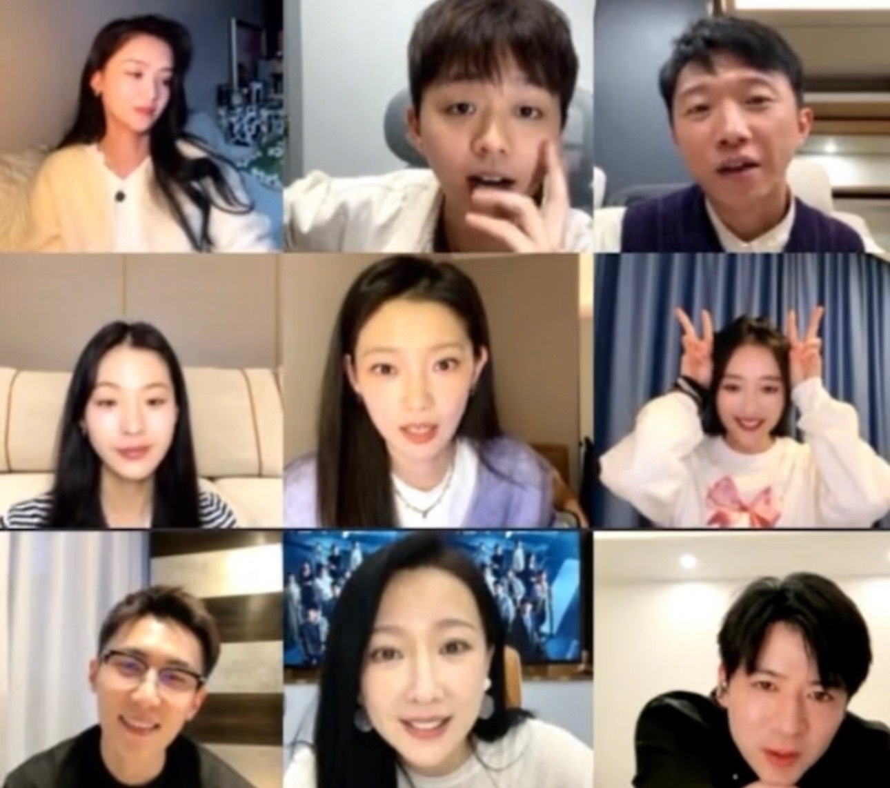 宋家腾250万买题秦雪一个动作，宋家腾立刻猜出来了题目是兔子玩偶，郝汉直呼他拿2