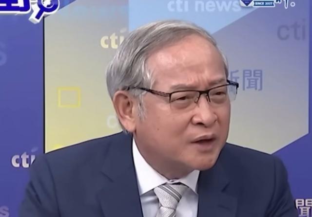 台湾知名学者林郁方在接受赵少康采访时，表示，实在不理解大陆造那么多航母干什么，还