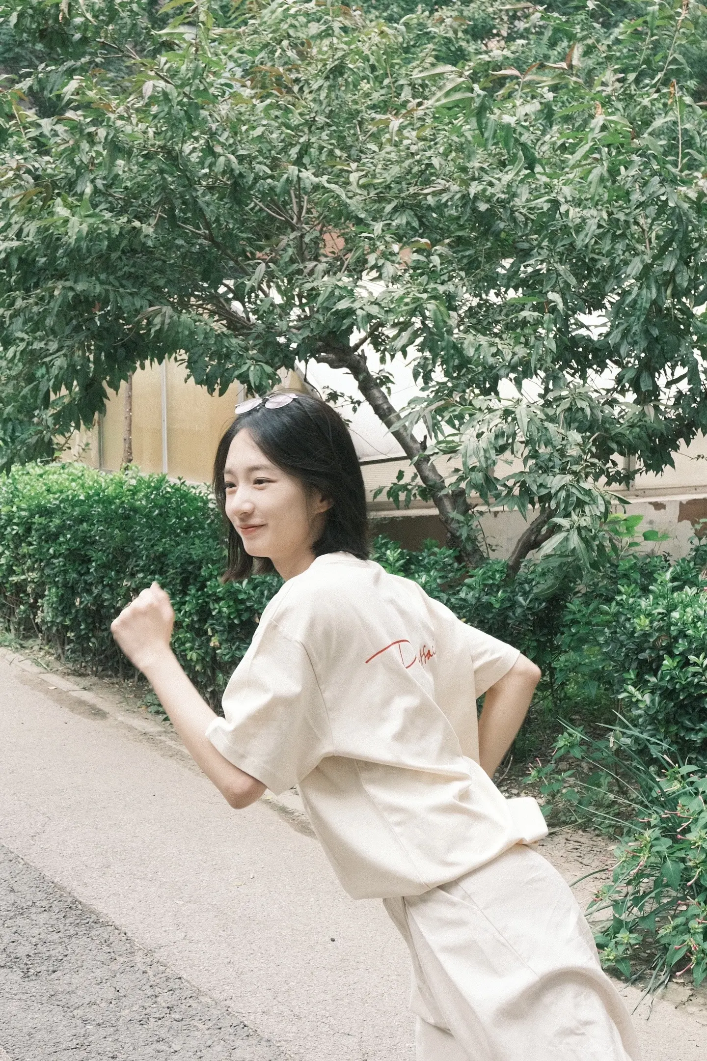 快跑！恋爱脑来了🤡。