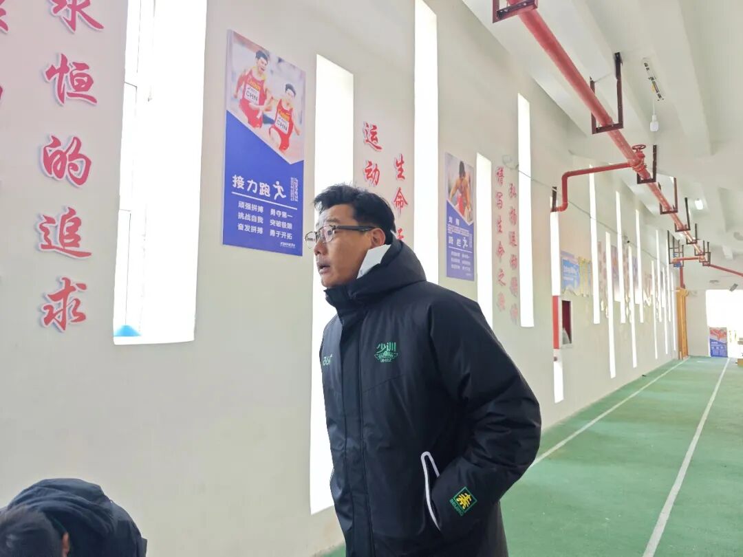 西部天空下，有更广阔的足球梦想