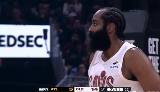 骑士当家控卫哈登真是大失水准！虽然昨天骑士在主场以122：116力克老鹰，但是哈