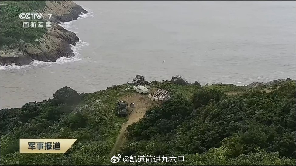 台海局势 东战陆航实弹演训打的悍马靶，模拟目标非常明确，台军这些装着陶-2A/B