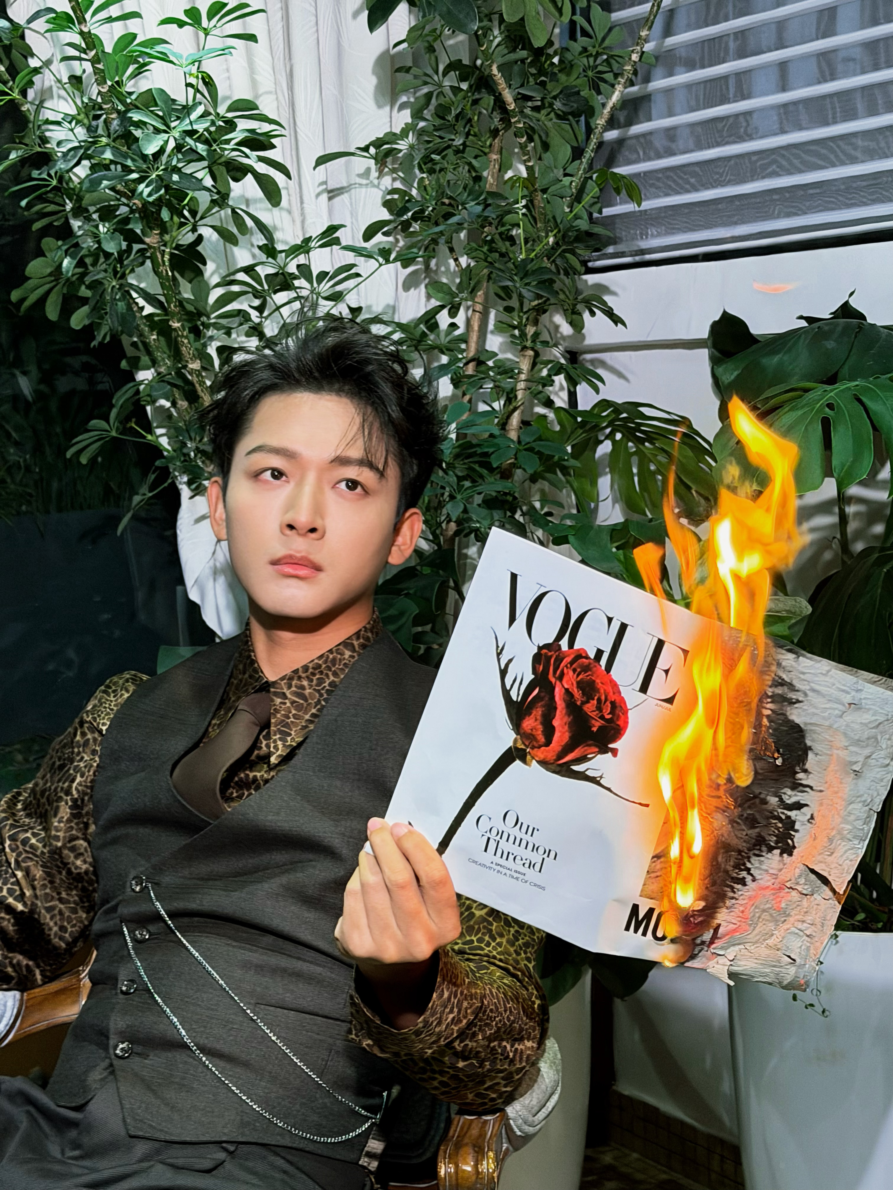 张晚意想开了张晚意vogue造型大片，张晚意：想开了，就燃起来了 ​​​