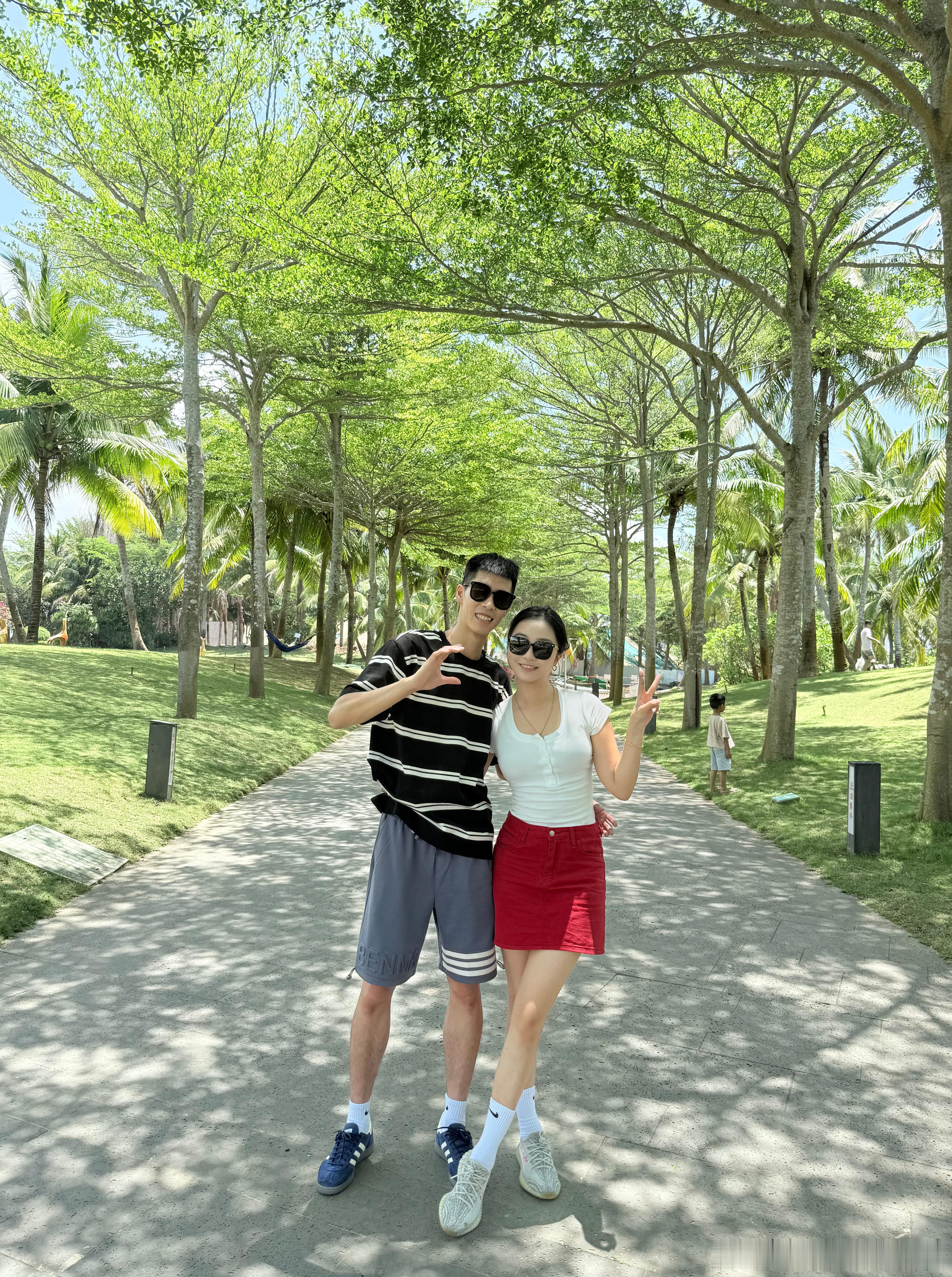 和老葱在一起真的真的很幸福[抱一抱] ​​​