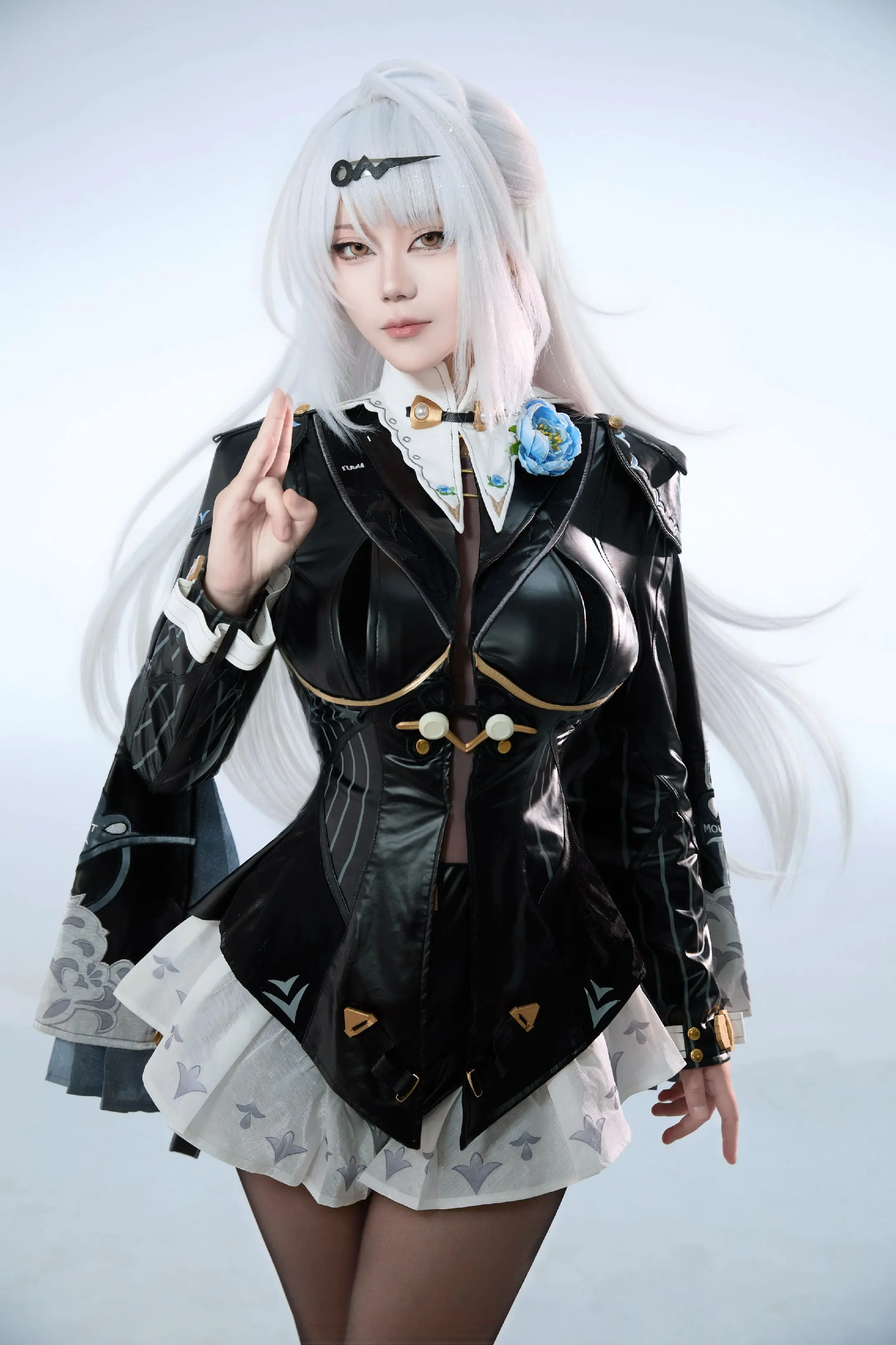 绝区零 仪玄 仪玄墨形影踪 cos