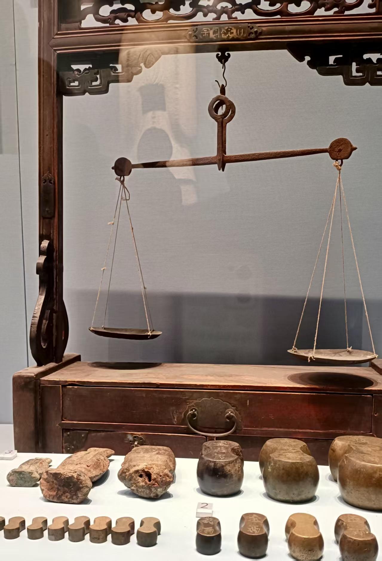 与其靠剽窃别人文章，搬运拼接，不如坚持自己的原创。
好久没有遇到这种现状。昨晚1