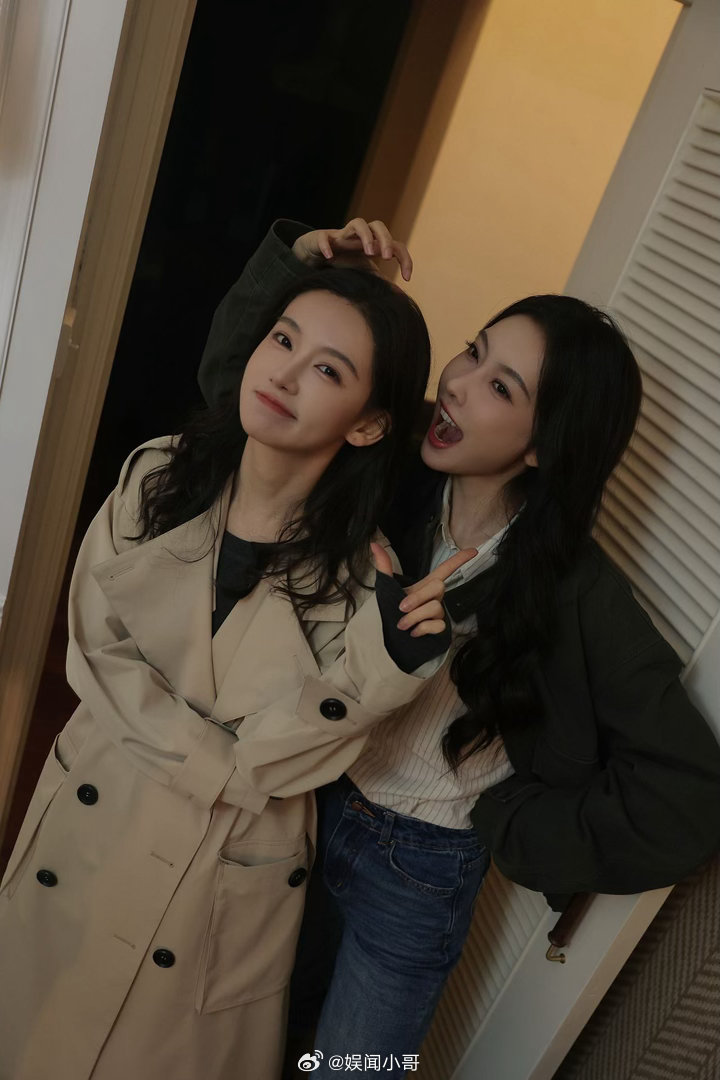 宣璐李沐宸别试探了有市场 谁不爱宣璐李沐宸这组啊！酷飒配甜妹的双女主感，剧里警花