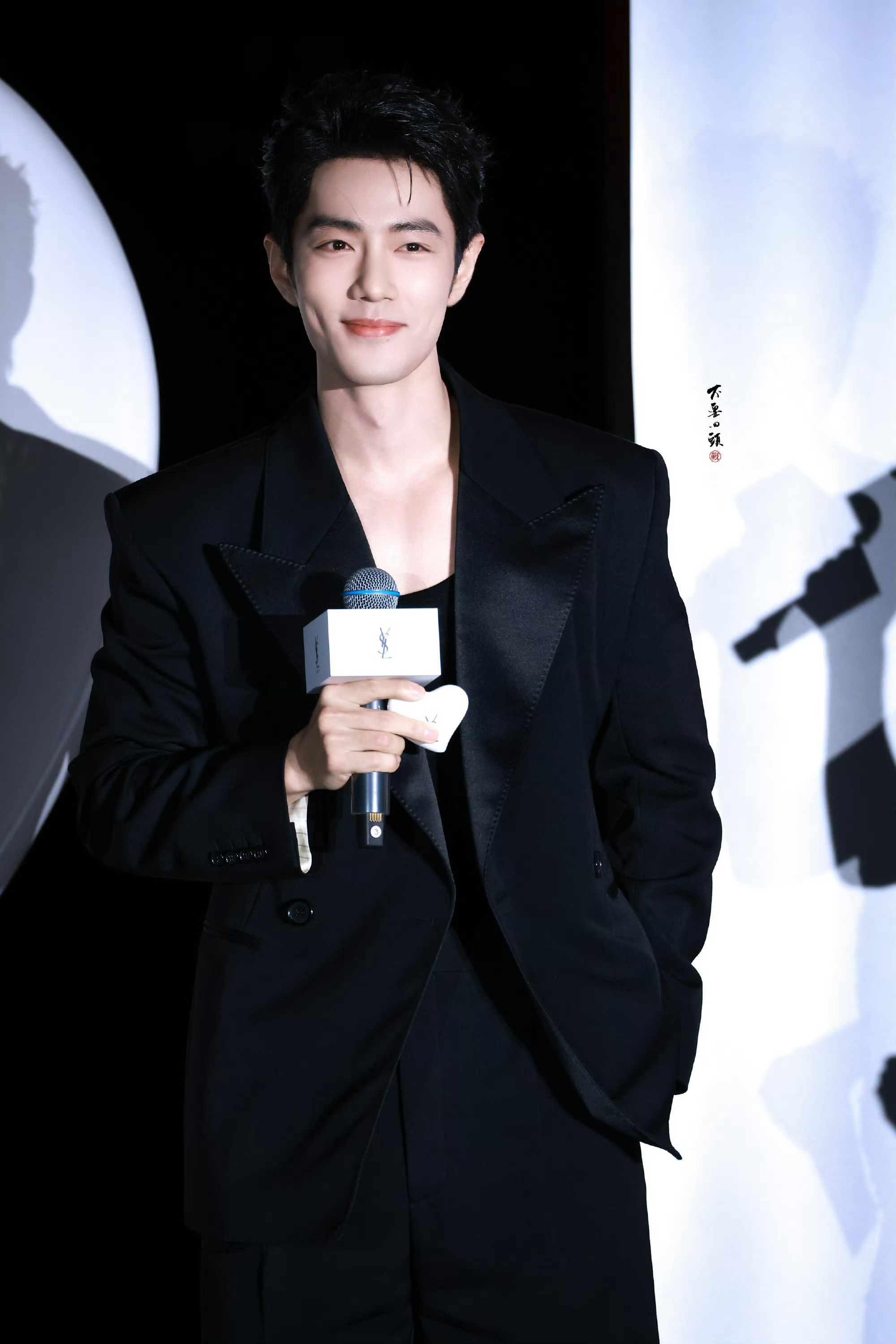 开始期待下次线下活动了，肖战的演唱会什么时候来？