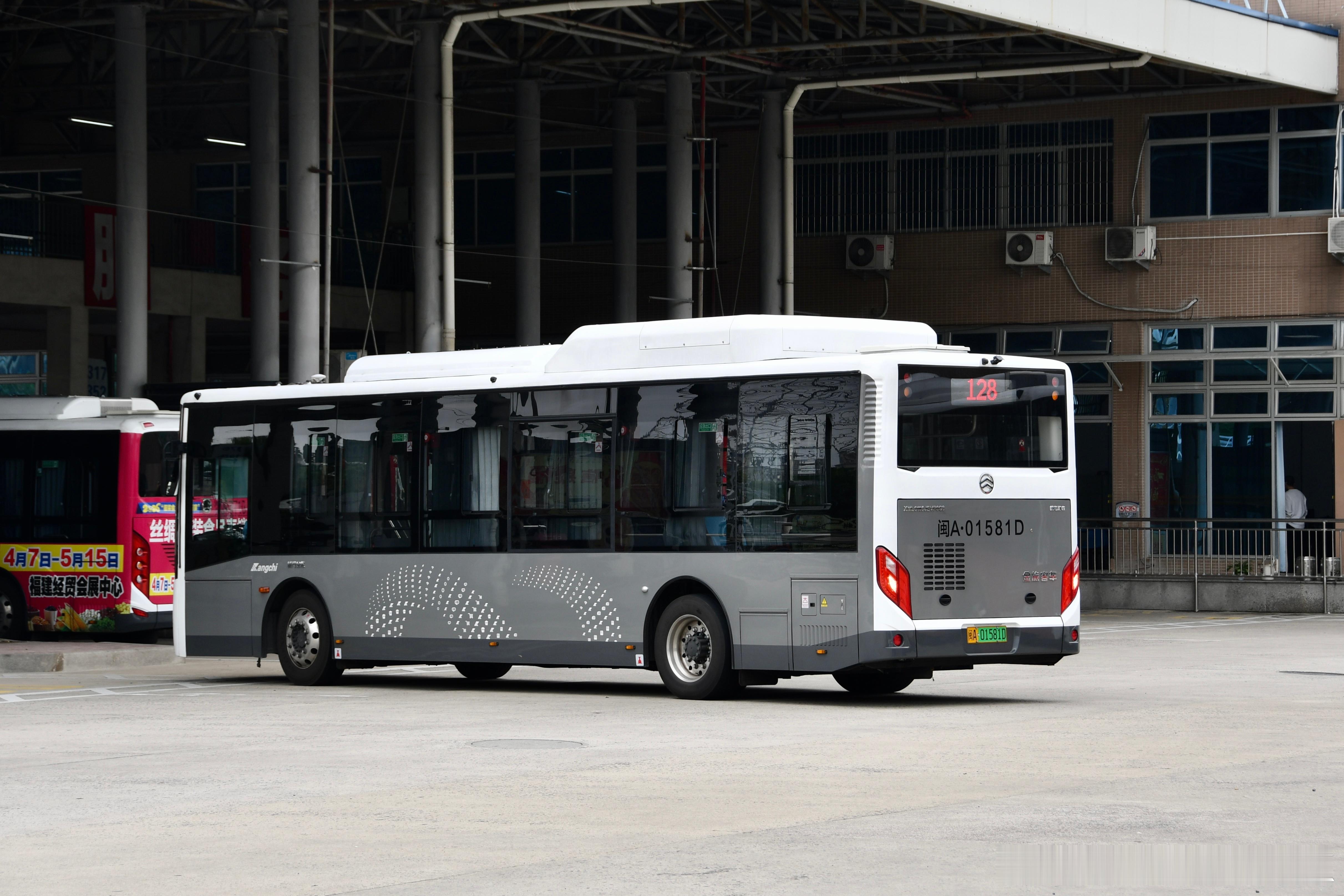 福州市，目标福公和康驰的前后门新车，这种配置真的好用吗