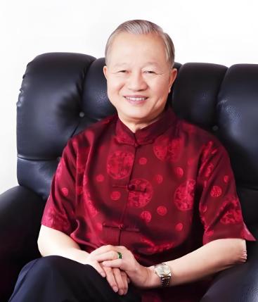 曾仕强教授说：“任何一个孩子来到所在的家庭，都是这个家族祖上累积下来的福德所致。