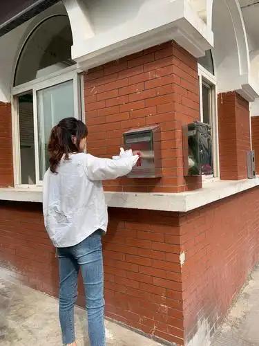 你开启过举报箱吗？
上世纪90年代，我曾在一家大型国企的纪委工作，当年纪委曾在厂