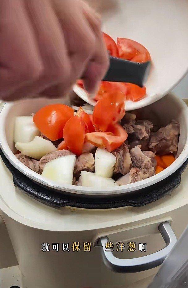 TVB小花羅雪妍憑處境劇《愛·回家之開心速遞》入屋飾演接龍法律部Gigi一角成功