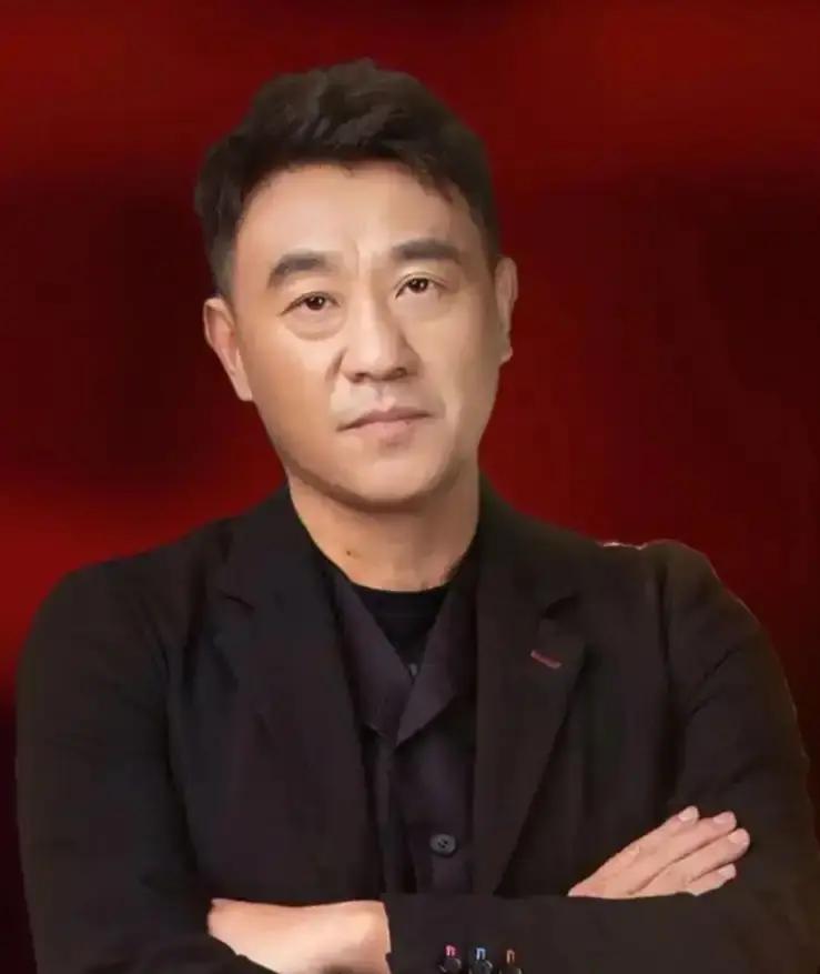 1997年，何冰遇到了多年未见的女同学李海洋，女同学说：“我都29了，嫁不出去了