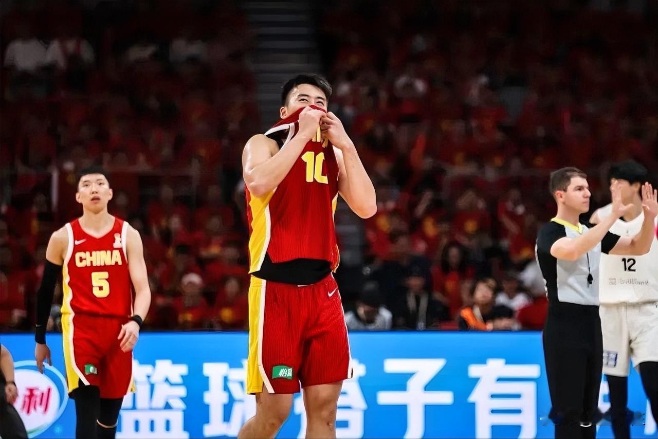 很沮丧，在历史意义如此厚重的地方中国男篮输了！

杨瀚森现阶段能不能扛起男篮内线