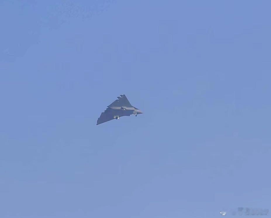 我在飞中国6代机烽火问鼎计划中美军事力量