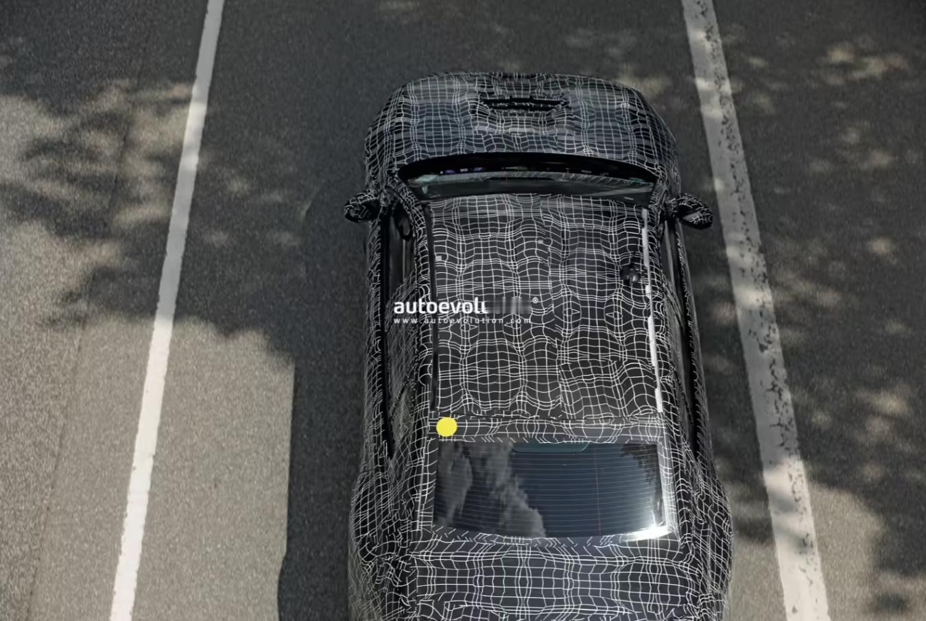 宝马首款纯电M3原型车路测 汽车媒体Autoevolution发布了一组最新路测
